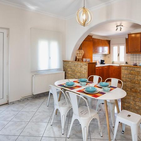 Modern 2 Bed Apartment In Downtown Of Fira Dış mekan fotoğraf