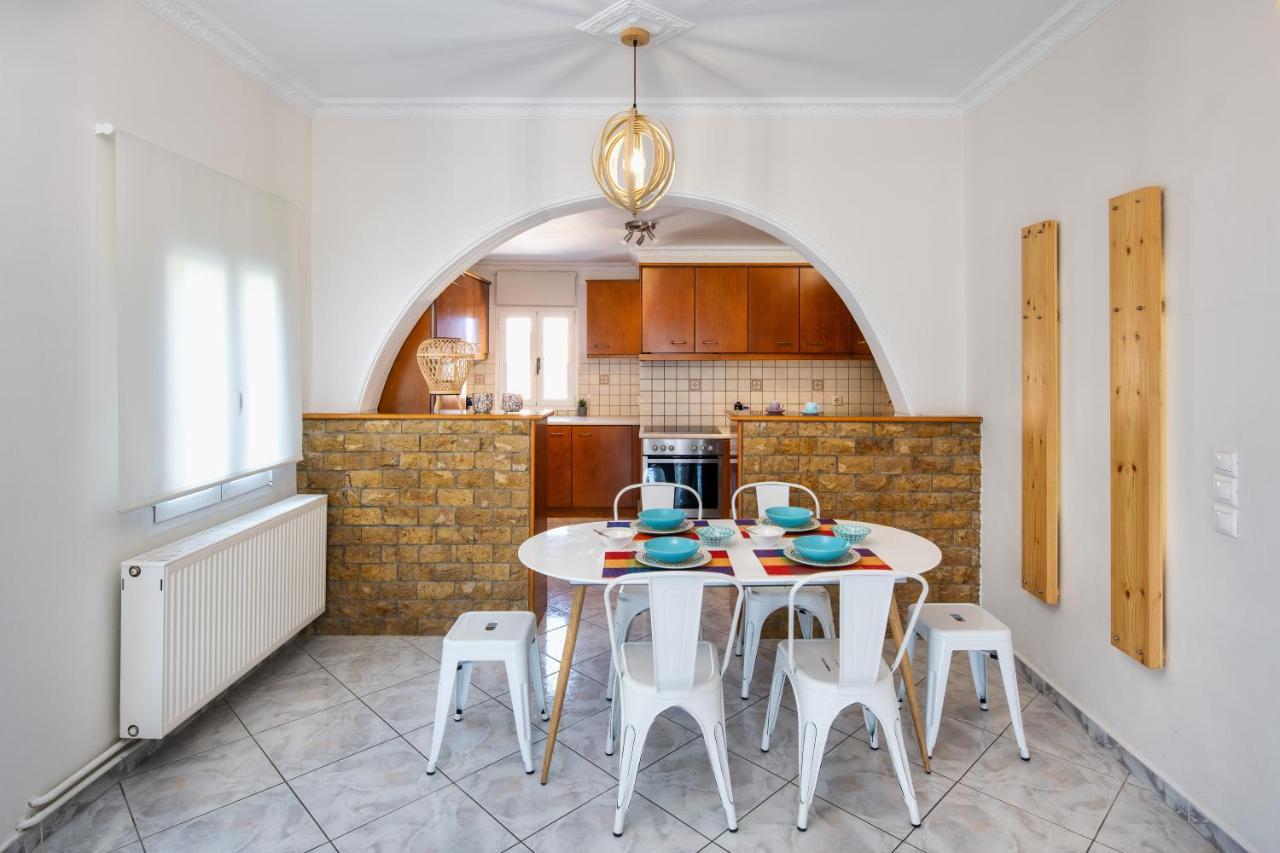 Modern 2 Bed Apartment In Downtown Of Fira Dış mekan fotoğraf
