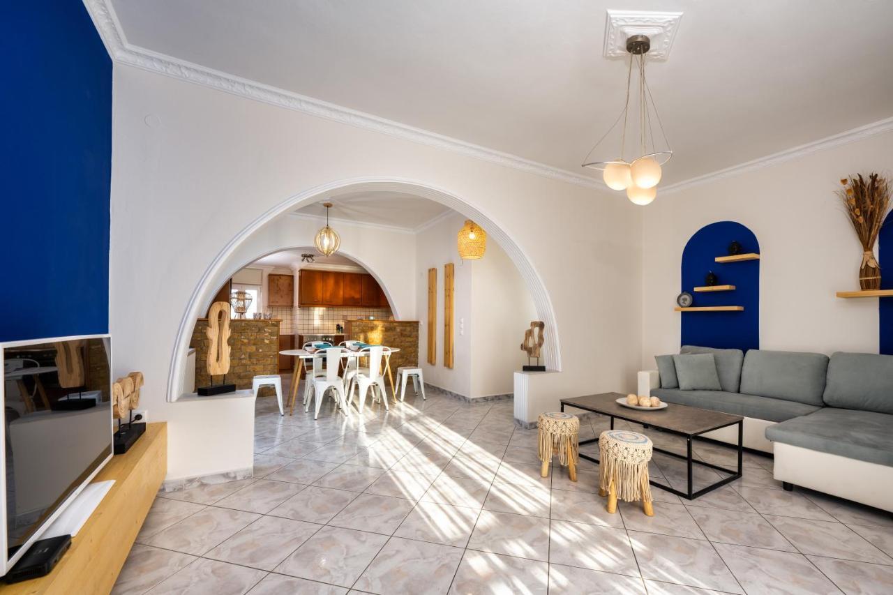 Modern 2 Bed Apartment In Downtown Of Fira Dış mekan fotoğraf